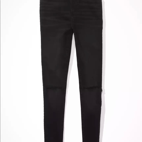 American Eagle skinniest fit in a super-high rise & soft
stretch denim.Sz4Long - Picture 7 of 10